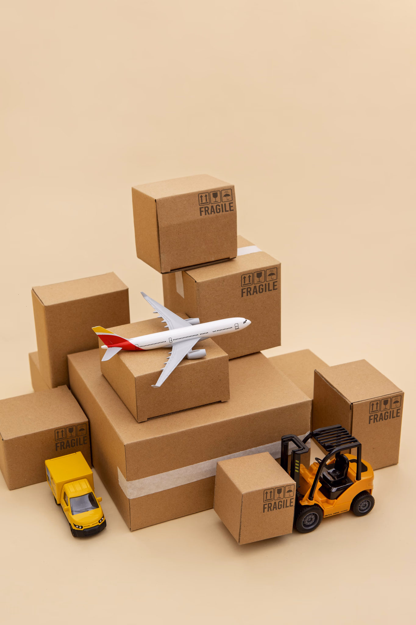 Logistics boxes